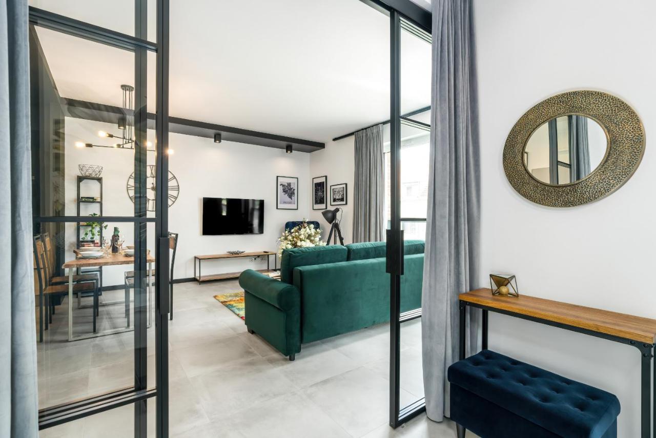 Apartments Poznan Chwaliszewo Residence With Free Garage By Noclegi Renters Ngoại thất bức ảnh