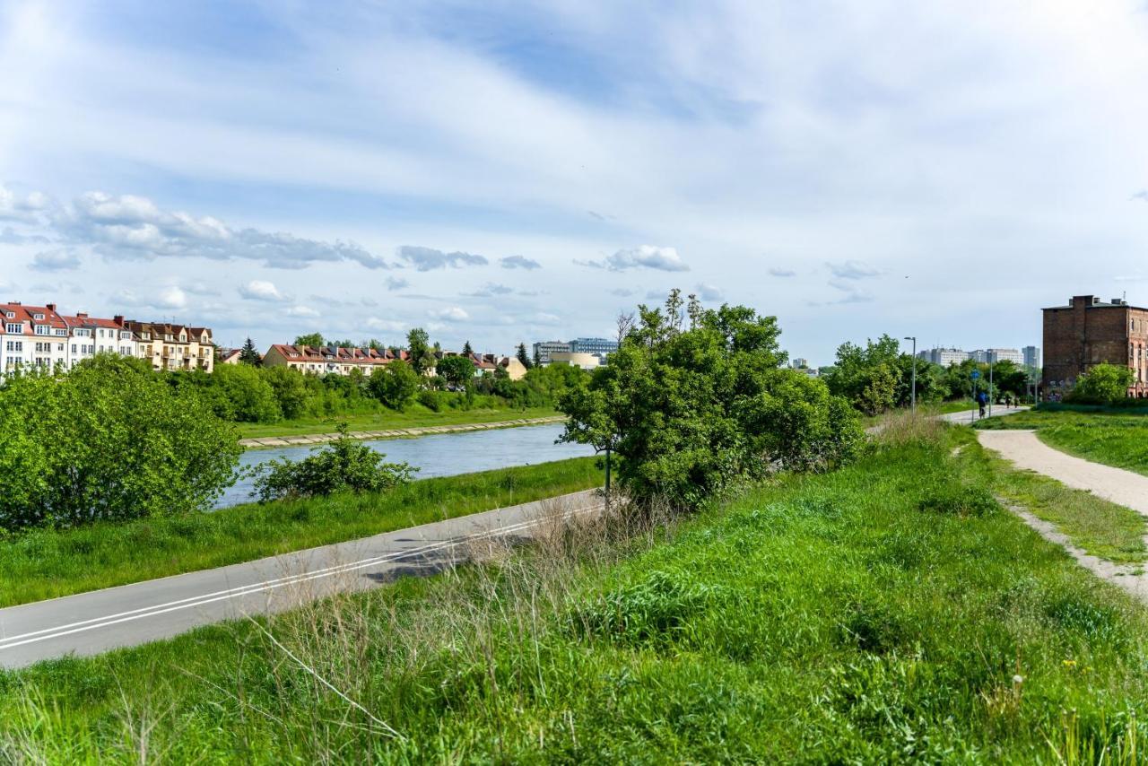 Apartments Poznan Chwaliszewo Residence With Free Garage By Noclegi Renters Ngoại thất bức ảnh