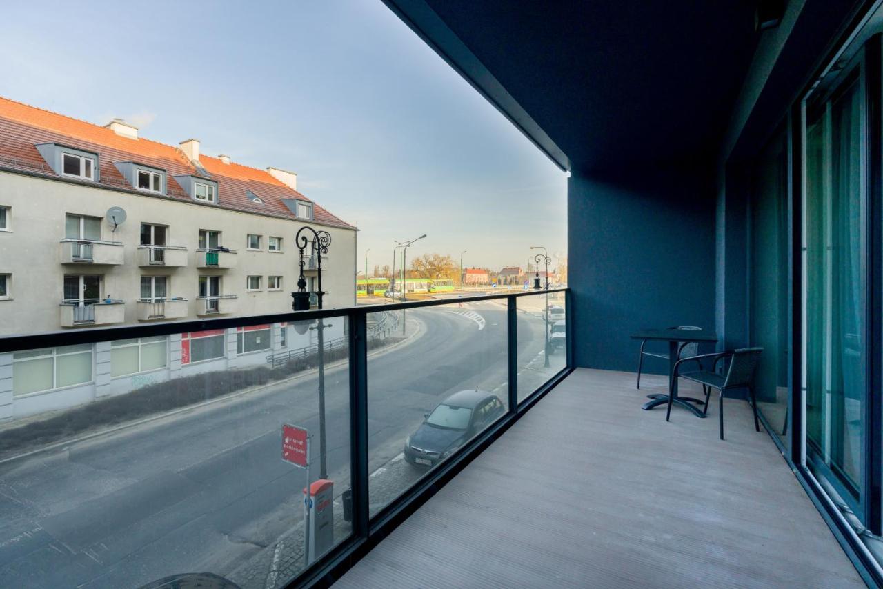 Apartments Poznan Chwaliszewo Residence With Free Garage By Noclegi Renters Ngoại thất bức ảnh