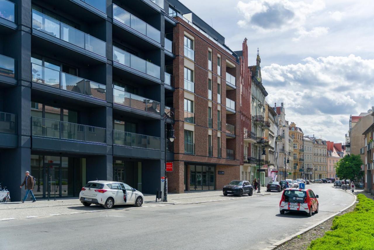 Apartments Poznan Chwaliszewo Residence With Free Garage By Noclegi Renters Ngoại thất bức ảnh