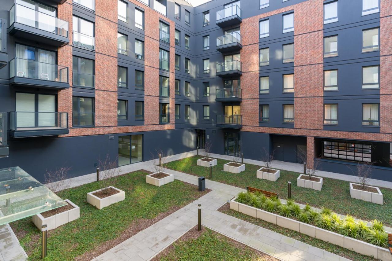 Apartments Poznan Chwaliszewo Residence With Free Garage By Noclegi Renters Ngoại thất bức ảnh